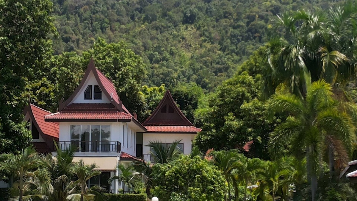 Ko Chang Villa | Lavender 4 bedroom ocean view villa