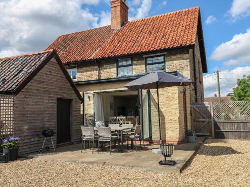 Castle Bytham House | Lavender Cottage