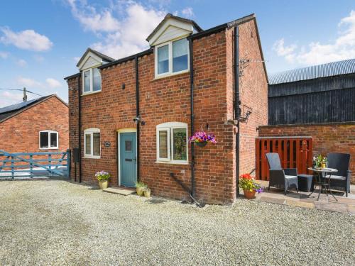 Bicton House | Lavender Cottage
