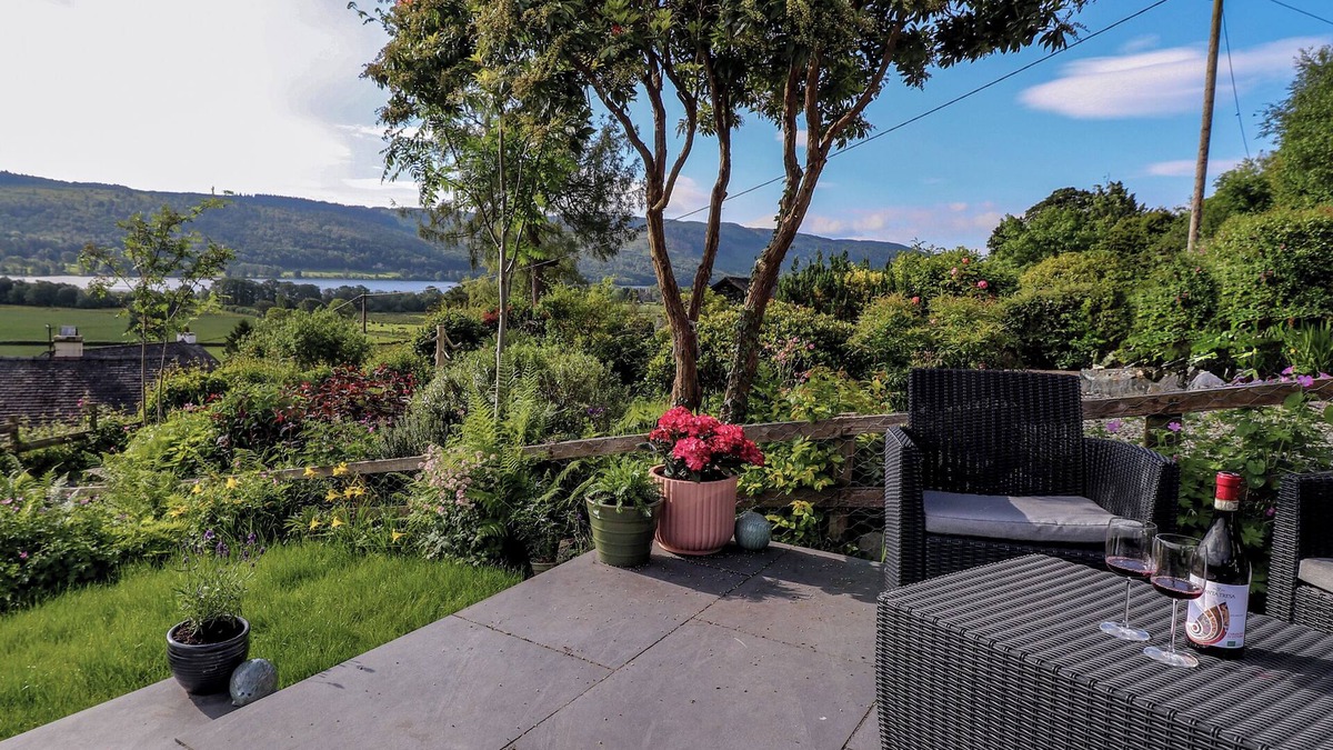 Coniston Cottage | LAVENDER COTTAGE, pet friendly, with open fire in Coniston