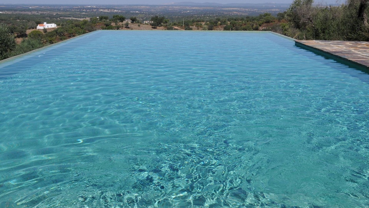 Evoramonte Cottage | Lavender Cottage set in the Quinta de Evoramonte