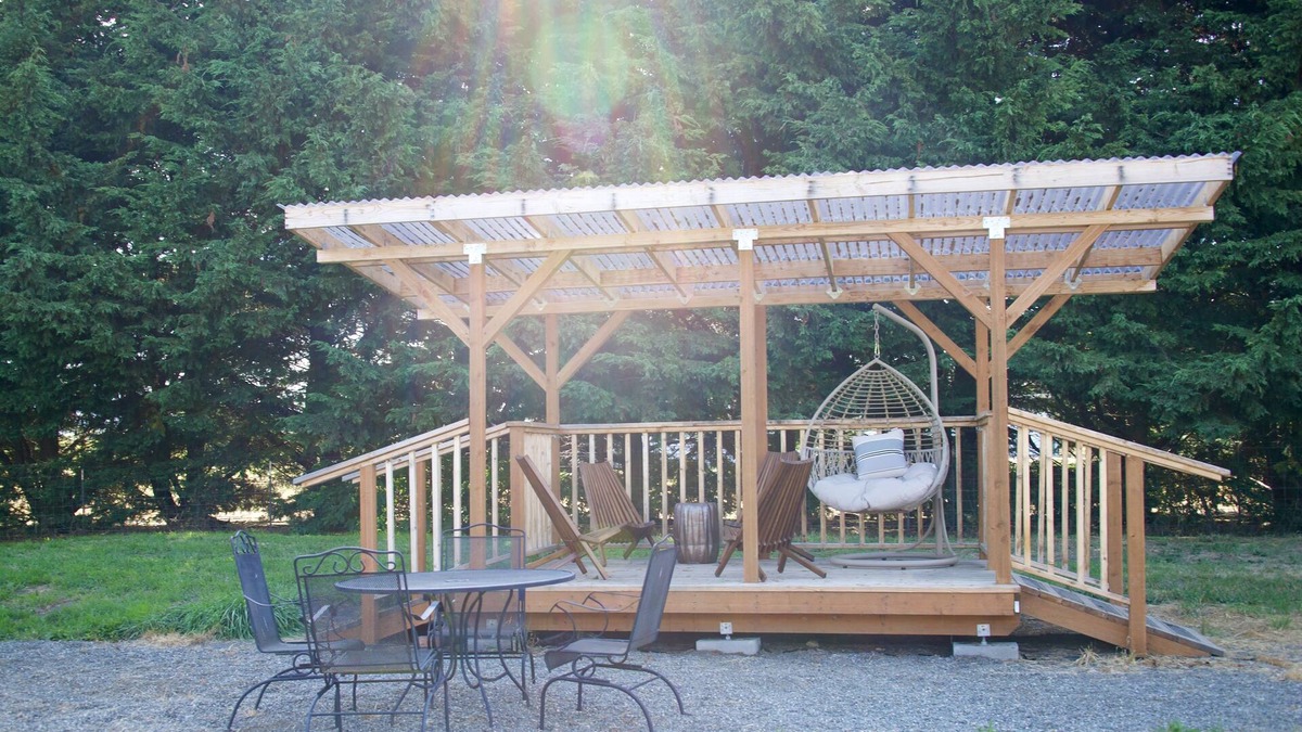 Sequim House | Lavender Farm House. Walk to the ocean and close to the Olympic National Park