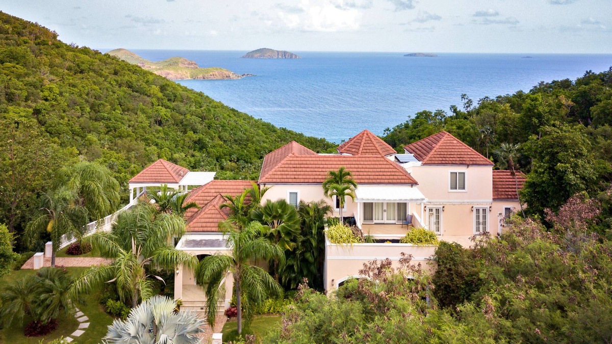 Estate Little Saint Thomas Villa | Lavenvelle -Luxury Oceanview Villa Ideal for Island Escapes & Corporate Retreats