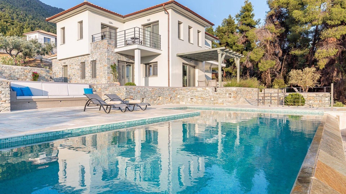 Elios Villa | Lavish Skopelos Villa | Villa Kallithea | 4 Bedrooms | Mountain, Sea & Pool.