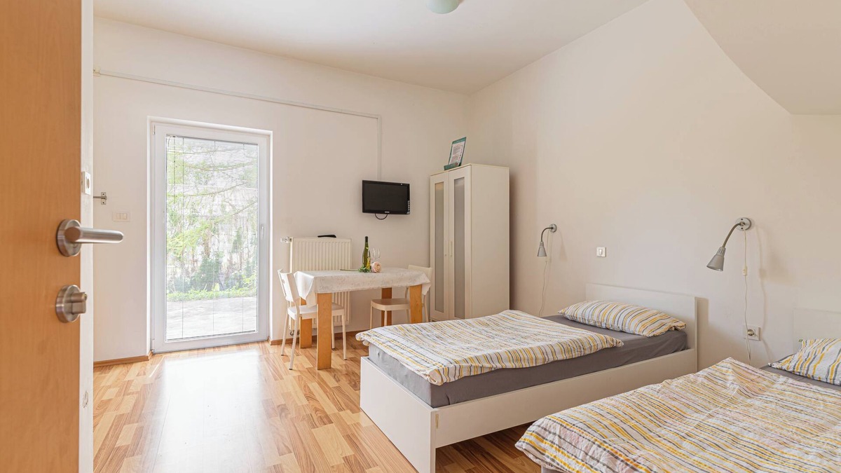 Nova Vas Apartment | Lavrič Hideaway Studio 1, Bloke, Slovenia