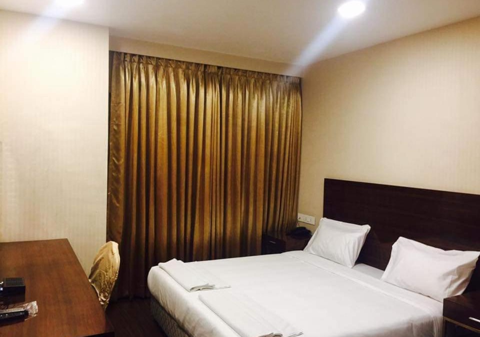 Ekkatuthangal Hotel | Layalee Grande Hotel Chennai