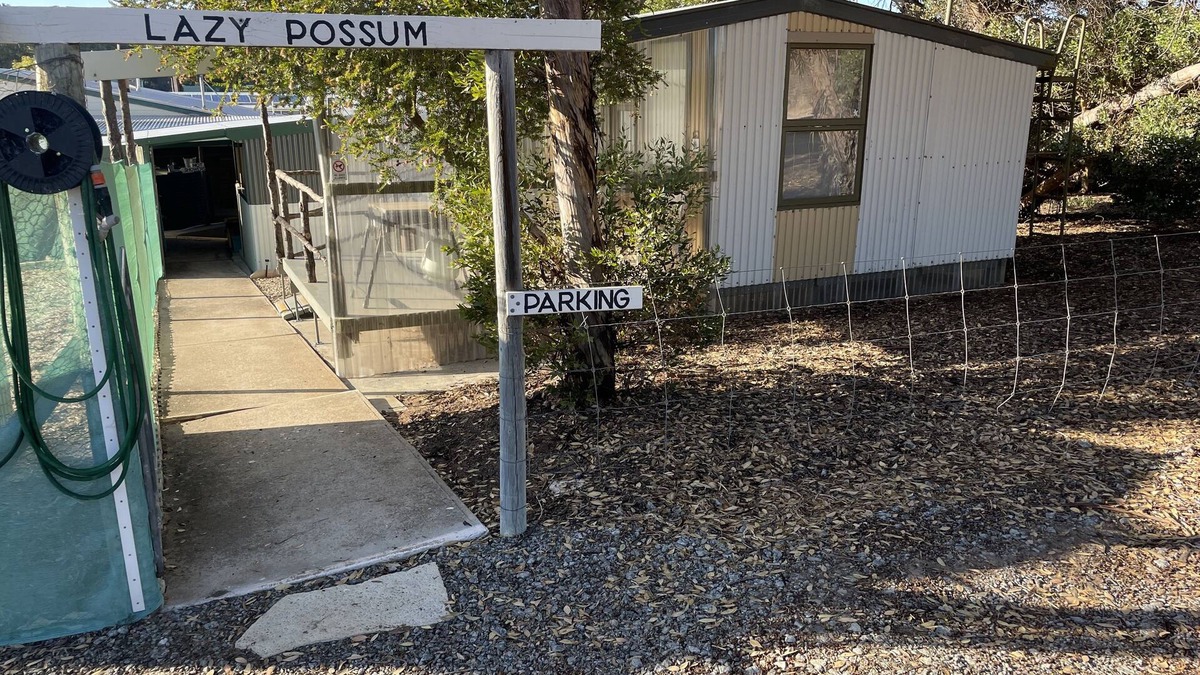 Ward Cabin | Lazy Possum