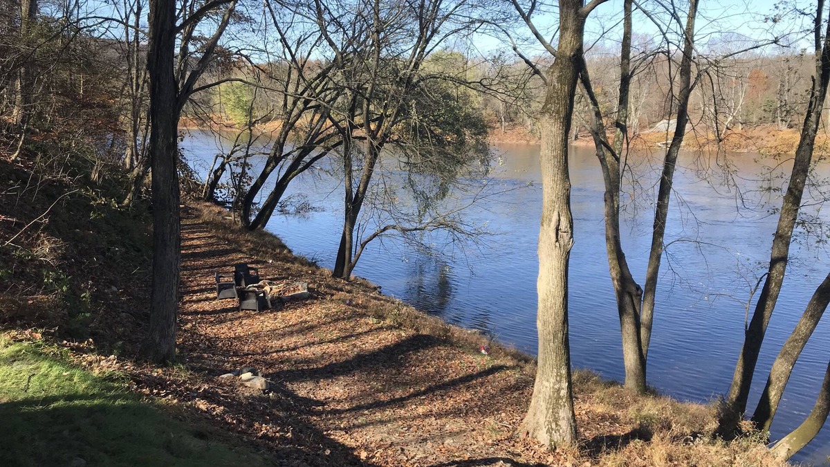 Port Jervis Cottage | Lazy River Cottage on the Delaware River