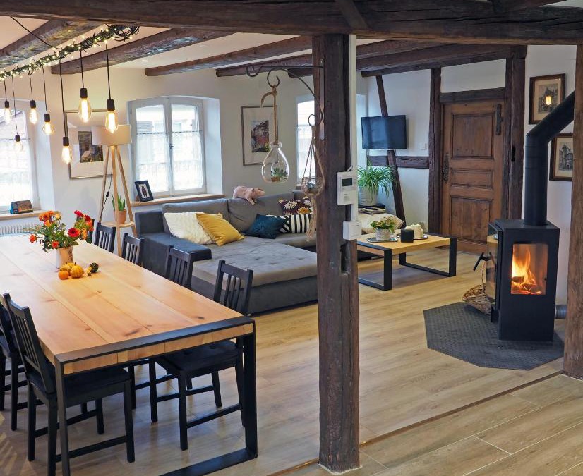 Horbourg-Wihr Apartment | Le 128, duplex alsacien 10 personnes, piscine