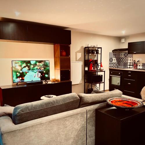 Feurs Apartment | Le 23 Factory - RDC - Proche gare et centre - Wifi