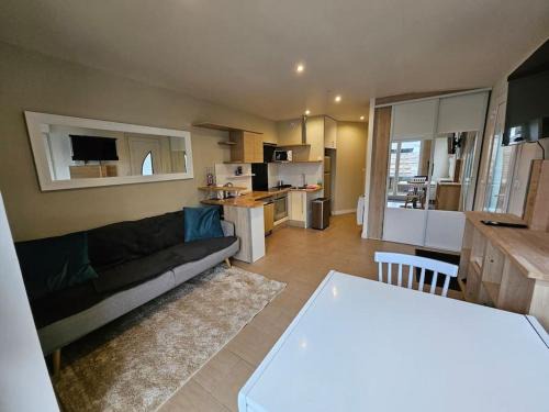 Champigny-sur-Marne Apartment | Le 301 Vercingétorix - Proche Paris & Disney