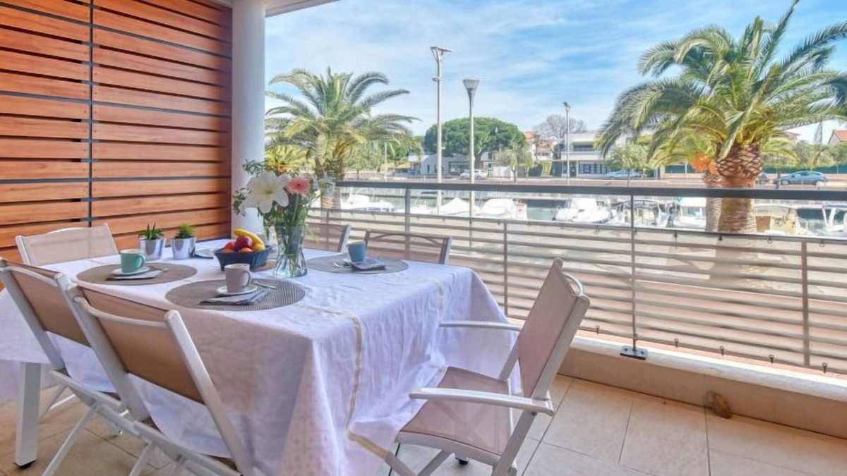 Frejus Plage Apartment | Le 4 Mats by Interhome