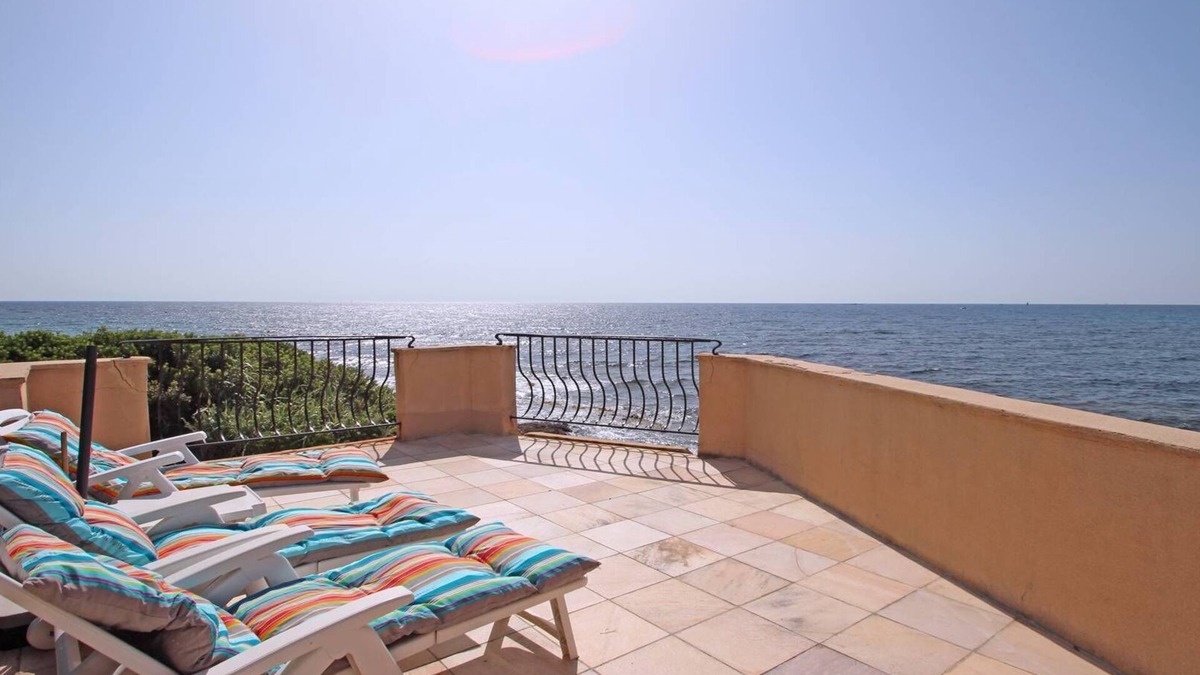 La Nartelle House | Le Bateau - 4 people - Feet in the water - Beach - Air conditioning - WiFi - Sainte Maxime