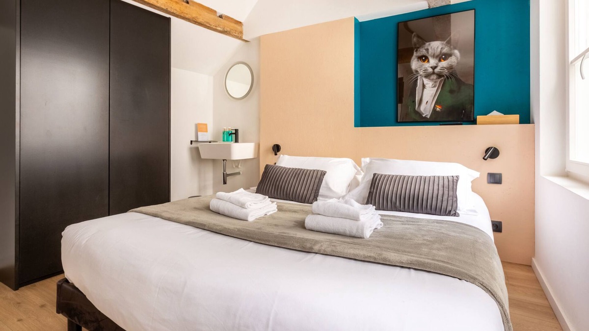 Old Lille Apartment | Le Beffroi, Duplex apartment Vieux Lille
