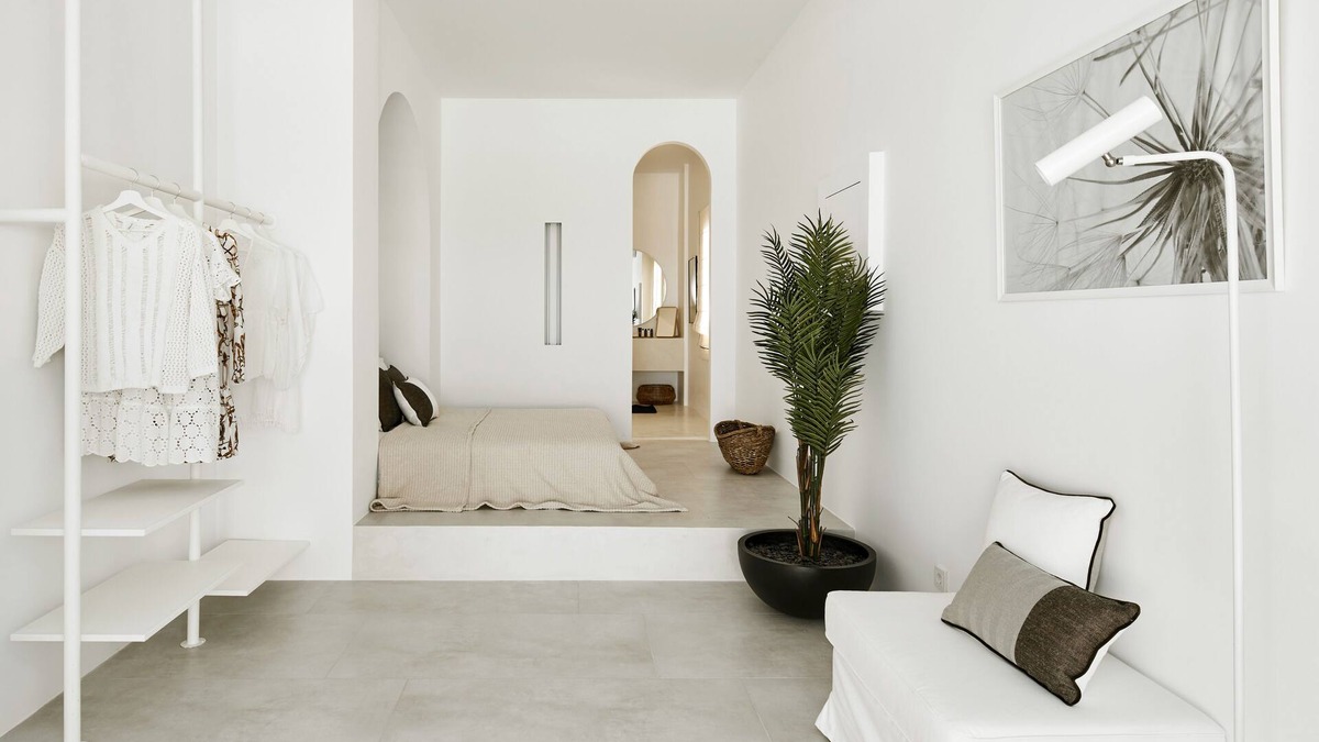 Messaria House | Le Blanc Nest Santorini is a Family/Couples friendly villa with a swimming pool