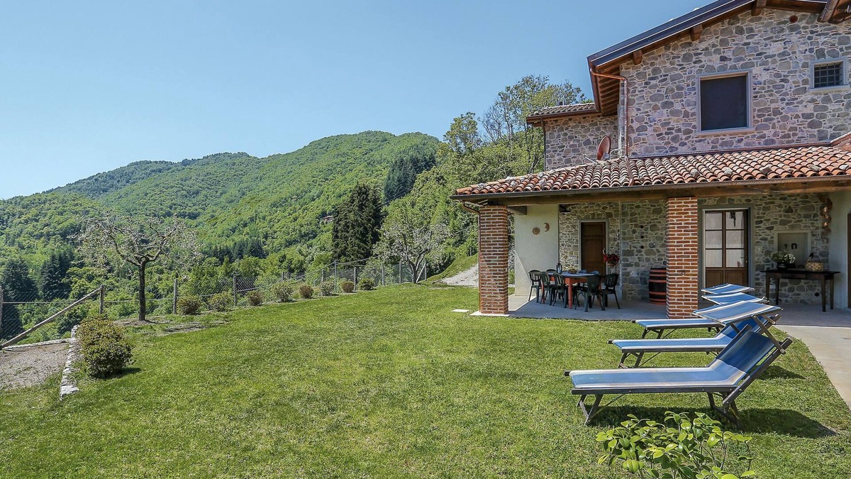Molazzana House | Le Bore (CNG123) by Interhome