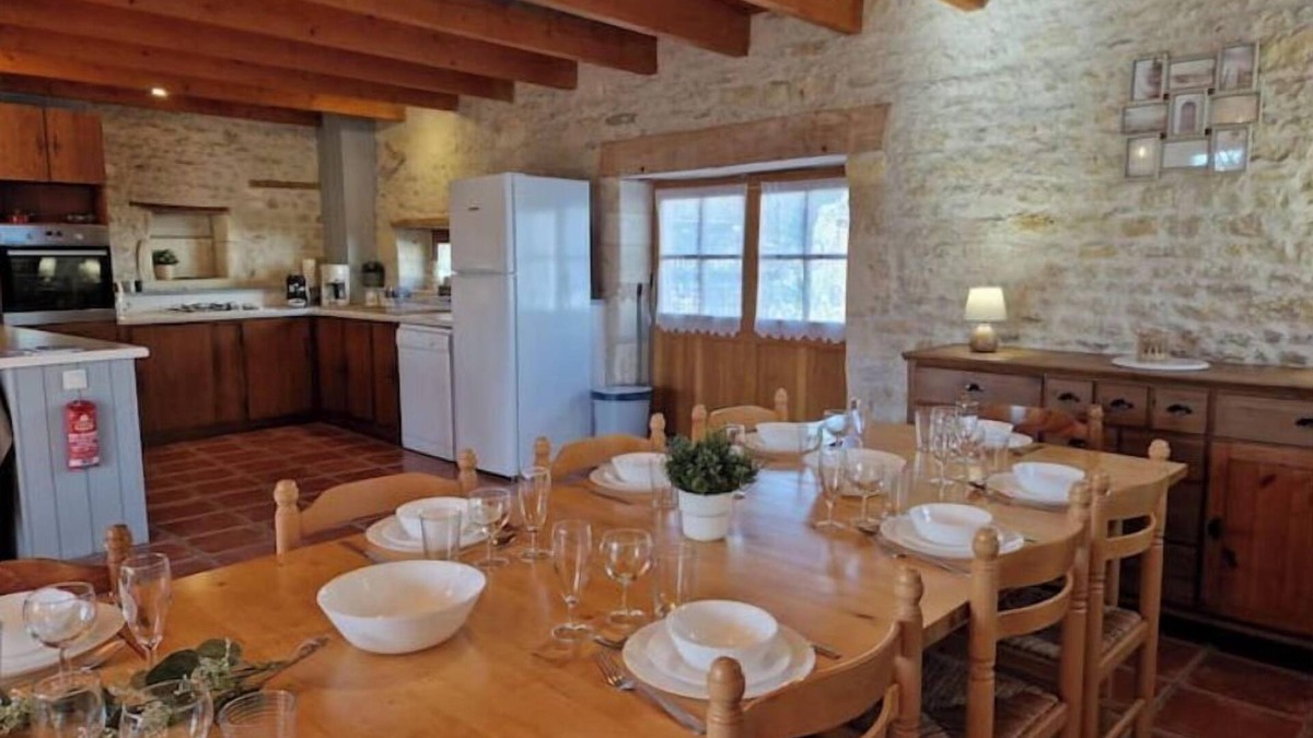 Saint-Crepin House | Le Bois Fleuri Gîte Campagne 8 People Pool