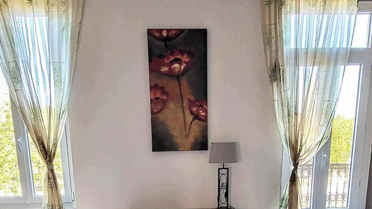 Pierrelatte Apartment | Le Bonaparte 2
