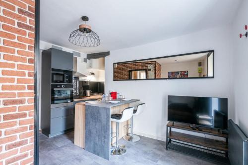Saint-Cheron Apartment | Le Broadway ~ Terrasse ~ Proche Gare