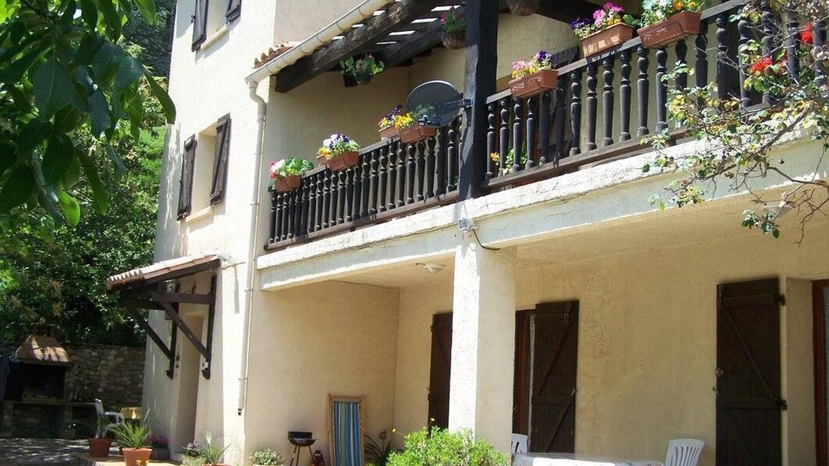 Le Vigan Villa | Le Cévenn'hols - Gîte 2 Terrasse Dans Propriété au Calme