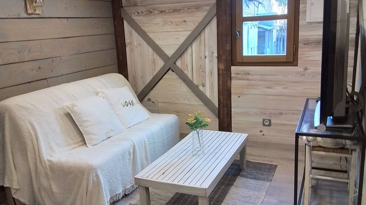 Eyragues Ski Chalet | Le cabanon des Alpilles