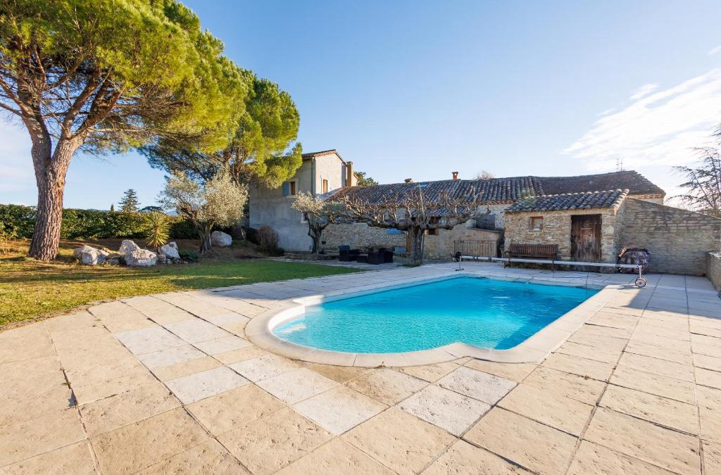 Puymeras House | Le Cabanon des Cigales en Provence - Avec Piscine
