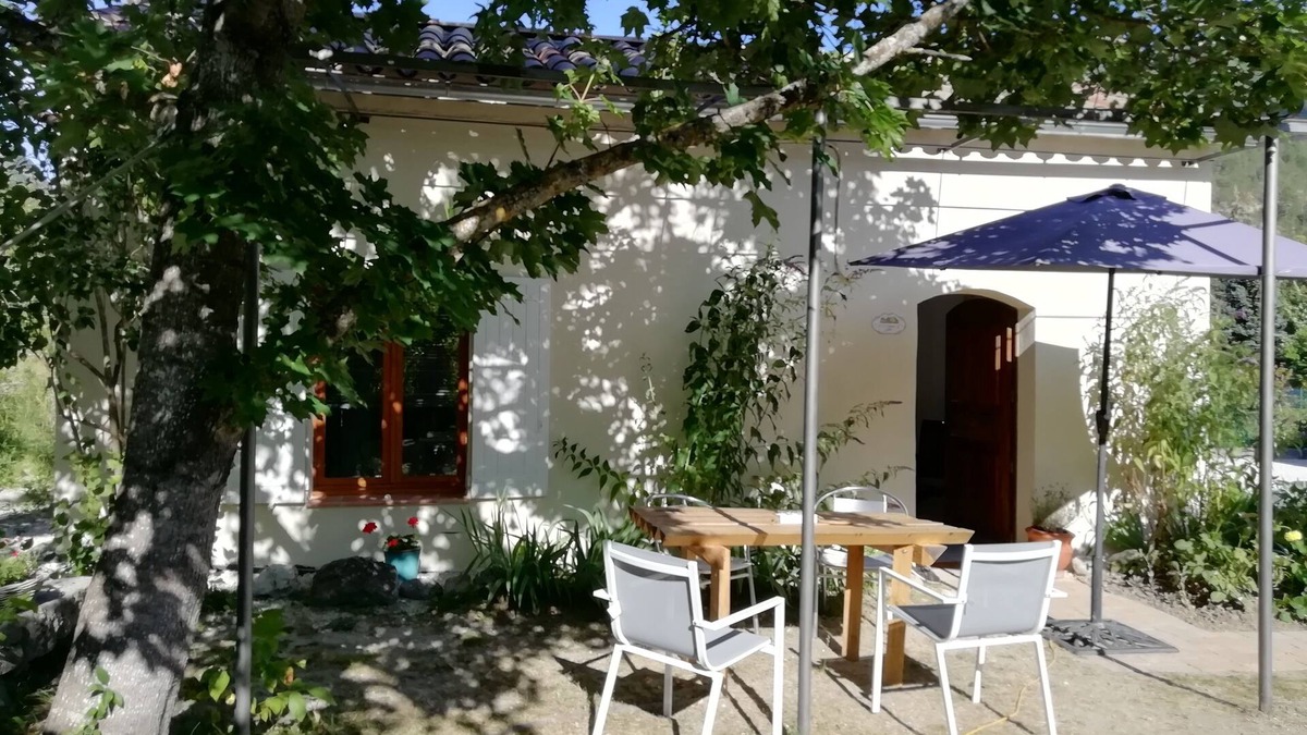 Castellane Cabin | "LE CABANON"