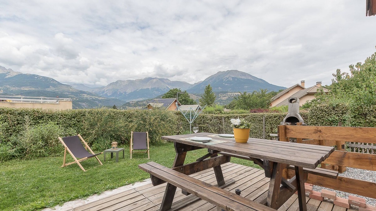 Savines-le-Lac Apartment | Le Cairn du Morgon - Appt vue montagne 4p