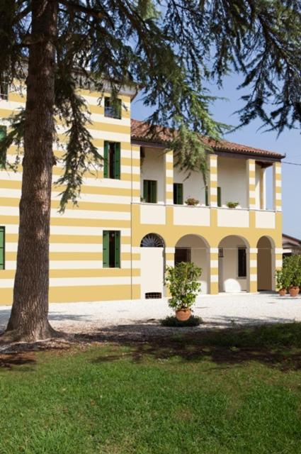 Isola Vicentina House | Le Canossiane