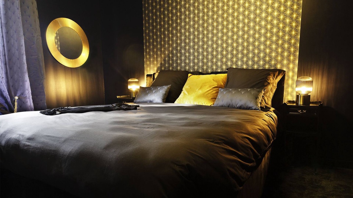 Bruz House | Le Carré Rose - Love Room