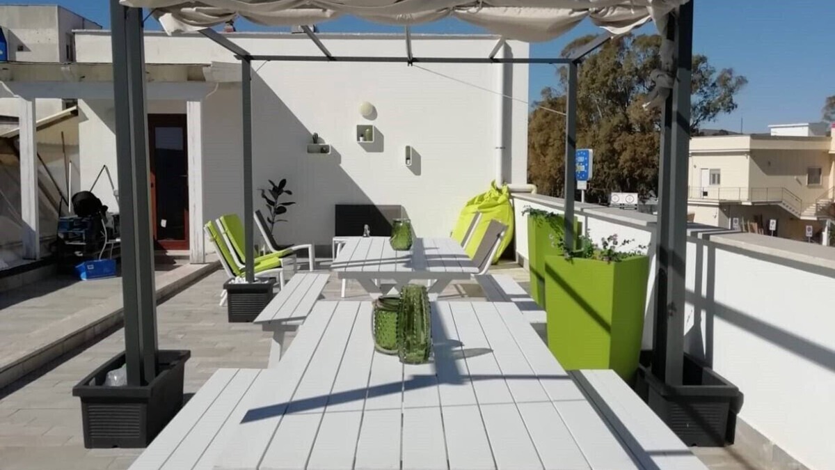 Tolfa Hotel | le casette di Frà Studios