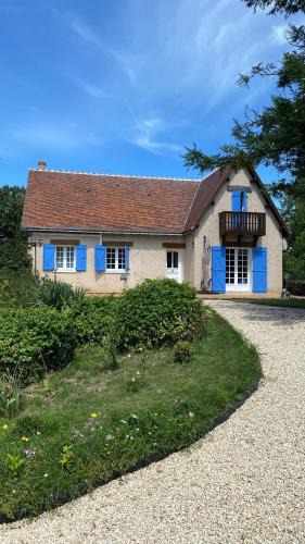 Saint-Benoit-la-Foret House | Le Châtelier