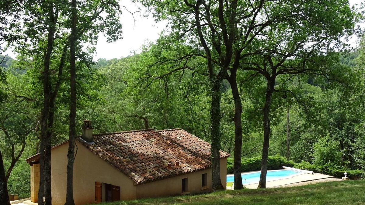 Blanquefort-sur-Briolance House | Le Chêne by Interhome