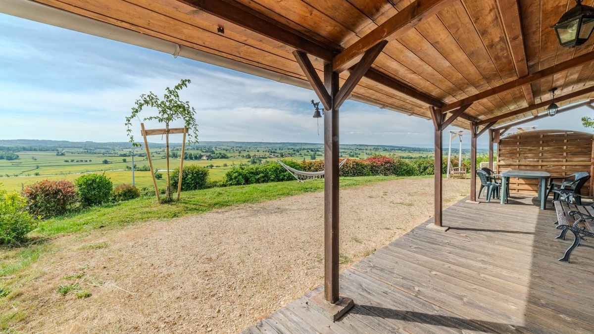 Saint-Didier-en-Brionnais House | Le Chalet Brionnais - Grand Jardin