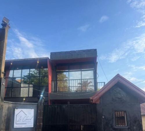 Foumbot Villa | Le Chacal