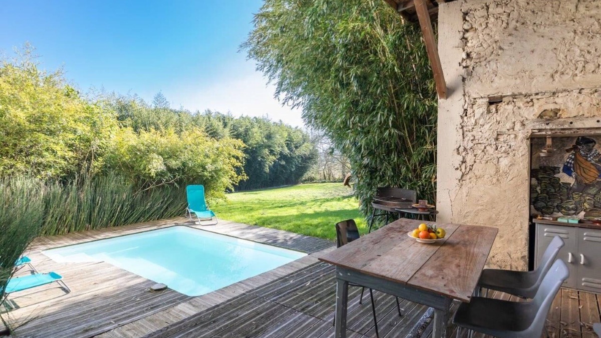 Labastide-Villefranche House | Le Chai: Between sea and mountains, spacious gîte with private pool.