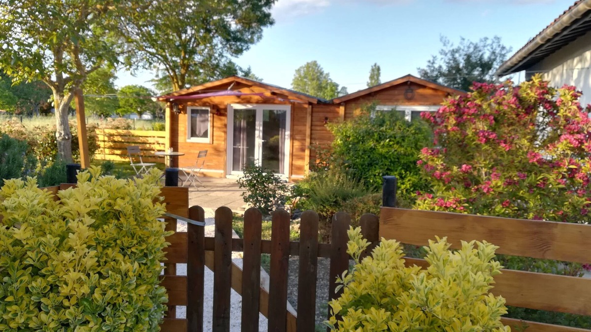 Grenade-sur-Garonne Ski Chalet | Le chalet de la beauté + private garden +wifi+ spa