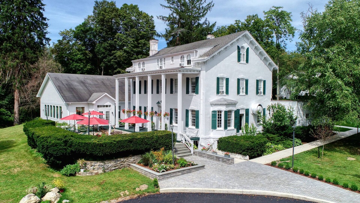 Town of East Fishkill Hotel | Le Chambord at Curry Estate