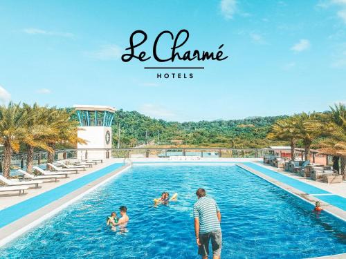 Olongapo Hotel | Le Charmé Suites - Subic