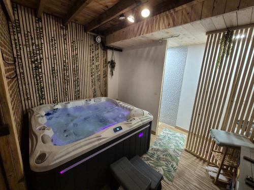 Chauny Apartment | Le Charmant Spa