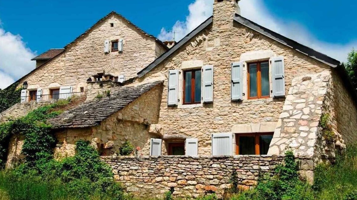 Saint-Georges-de-Levejac House | Le Clos Fleuri - Location 4 Pers à Saint Georges de Lévejac