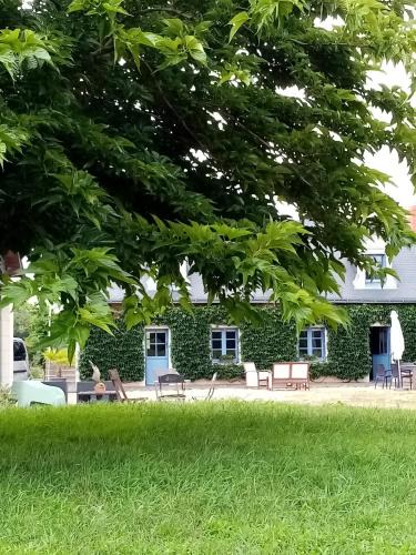 Longue-Jumelles Bed & Breakfast | Le clos champêtre