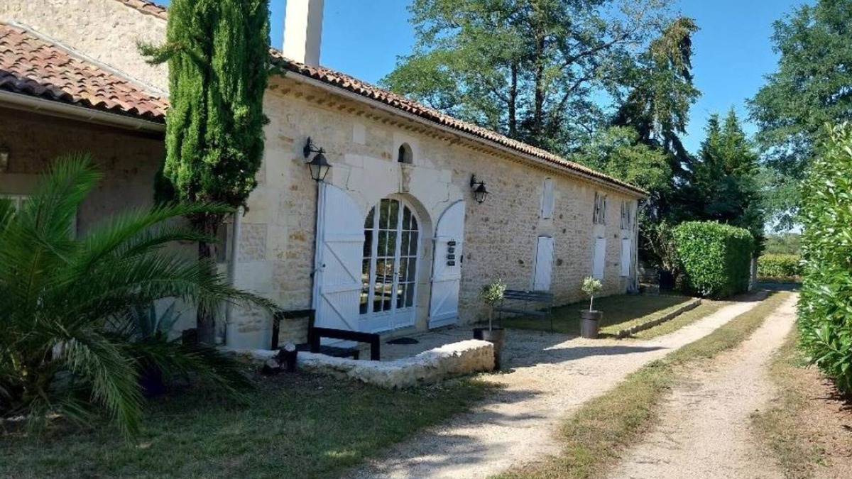 Burie House | Le Clos de Fanny