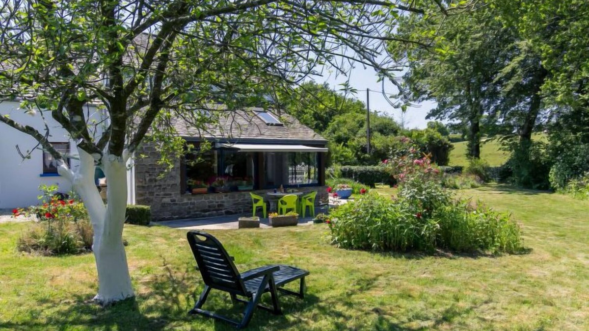Commana House | Le Clos de Goaz Ar Vern by Interhome