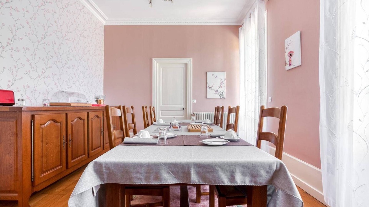 Jassans-Riottier Bed & Breakfast | Le Clos des Pervenches