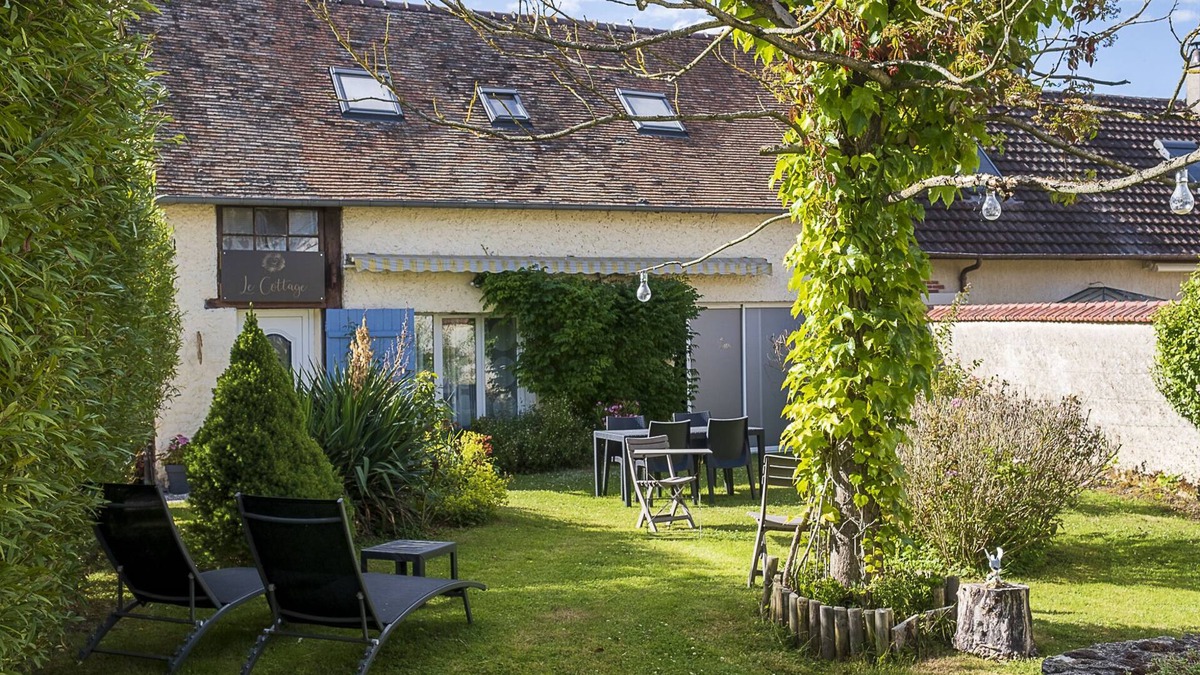 Tourny Cottage | Le clos saint paul gite cottage avec jardin