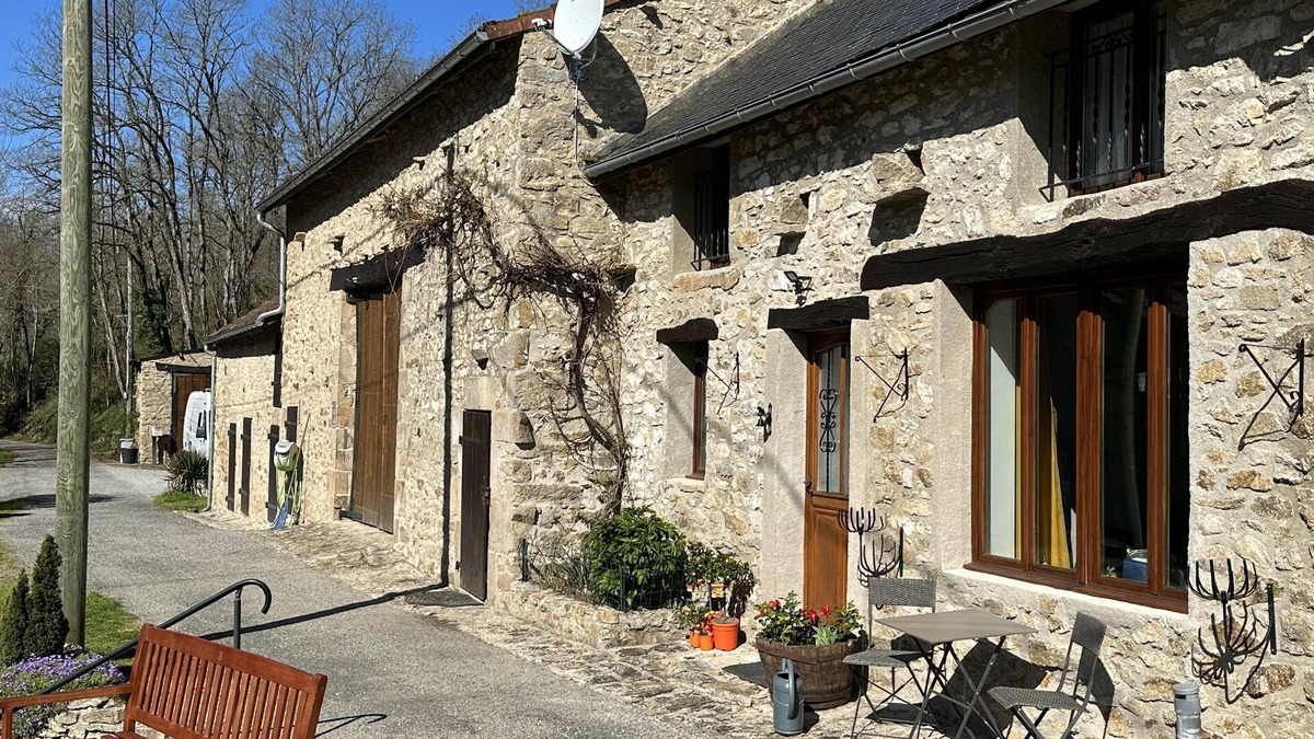 Saint-Hilaire-la-Treille Cottage | Le Cottage at The Moulin Treillard