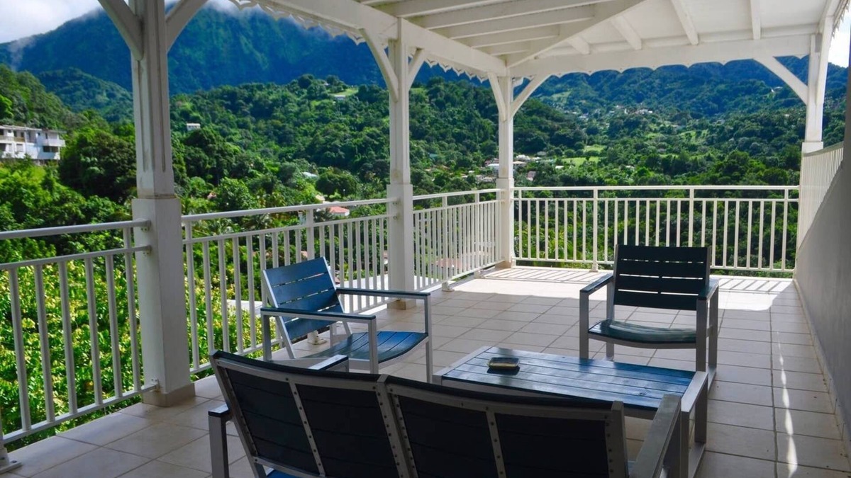 Le Morne-Vert Apartment | Le Colibri Vert - Vue sur Les Pitons du Morne Vert