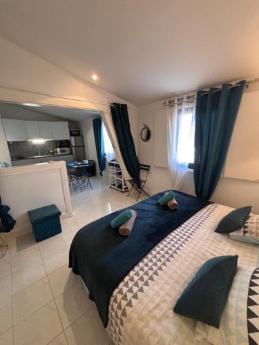 Les Halles - Valliere Apartment | LE CORS’HALLES