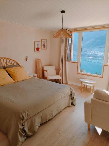 Savines-le-Lac Apartment | Le Cosy du Plongeoir - T2 neuf avec vue sur le lac de Serre Ponçon et grande terrasse avec jardin